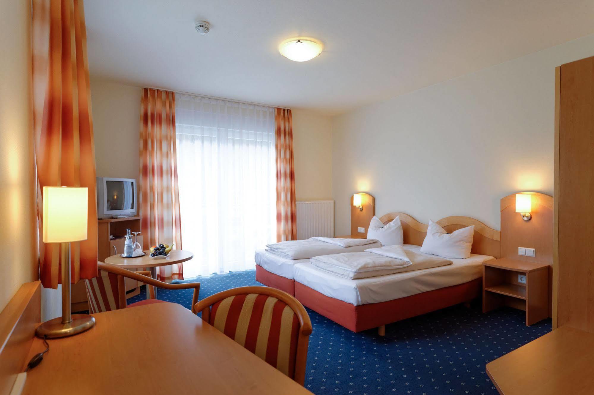Hotel Restaurant Talblick Bad Ditzenbach Ngoại thất bức ảnh